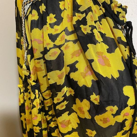 Free People Size Small Tunic Top Love Letter Black Combo Yellow Floral Shirt S. - Picture 7 of 12